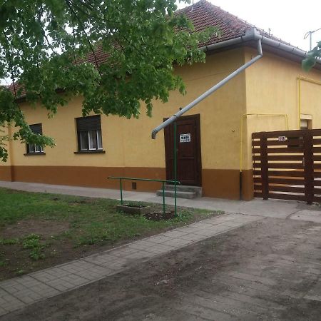 Harsfak Villa Mezokovacshaza Bagian luar foto