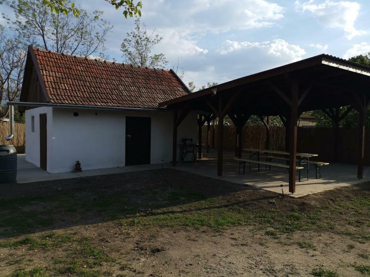 Harsfak Villa Mezokovacshaza Bagian luar foto
