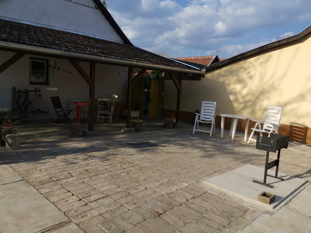 Harsfak Villa Mezokovacshaza Bagian luar foto
