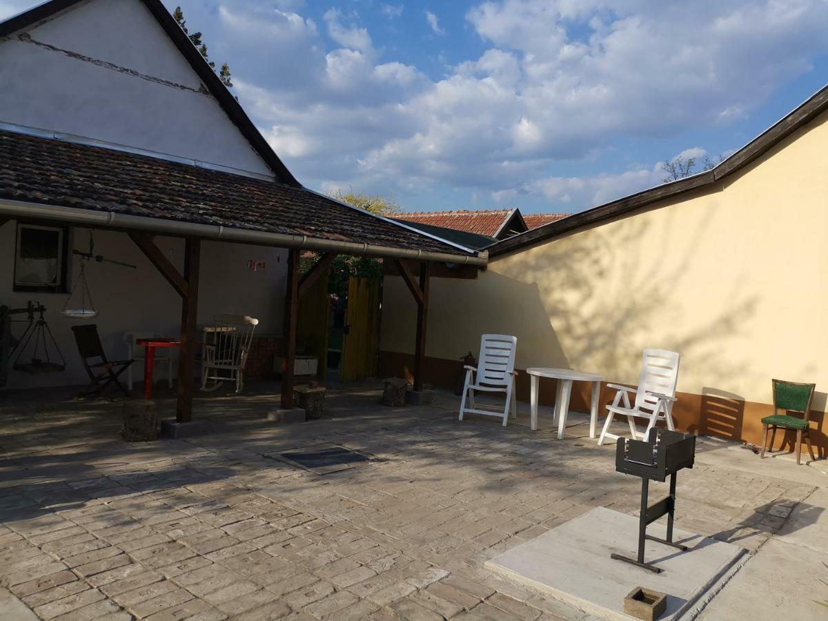 Harsfak Villa Mezokovacshaza Bagian luar foto