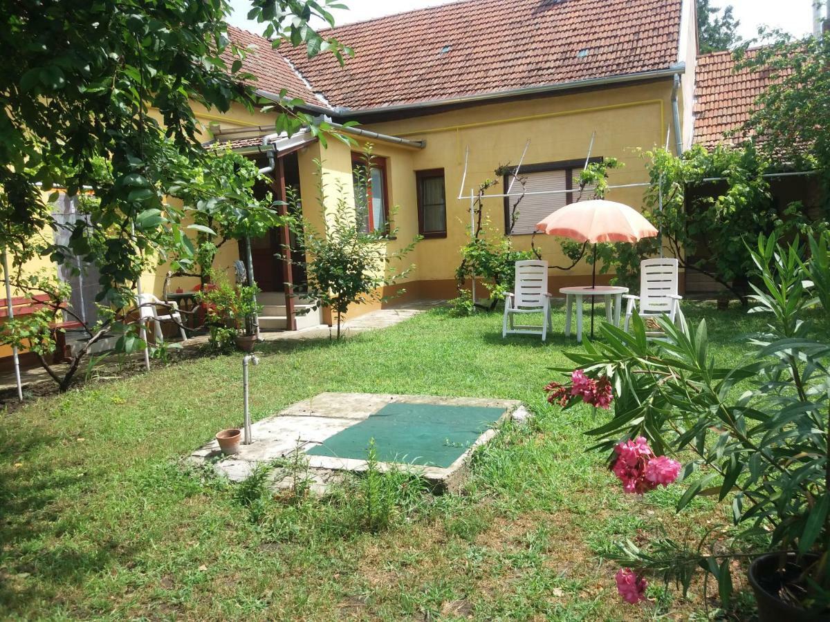 Harsfak Villa Mezokovacshaza Bagian luar foto